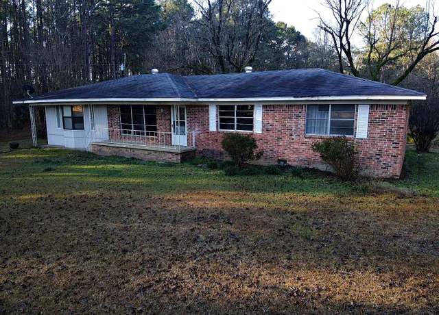 Property at 6961 W Hwy 8, Arkadelphia, AR, 3 beds, 1 bath