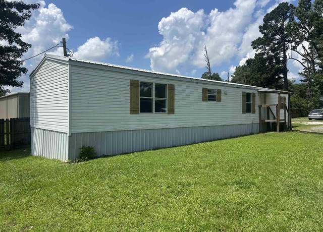 Property at 1307 W 7th, Sheridan, AR 72150, 2 beds, 2 baths