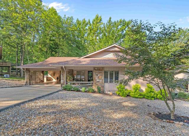 Property at 2 Charnela Ln, Hot Springs Village, AR 71909, 3 beds, 2 baths