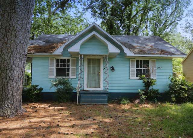 Property at 2004 W 24th, Pine Bluff, AR 71603, 2 beds, 1 bath