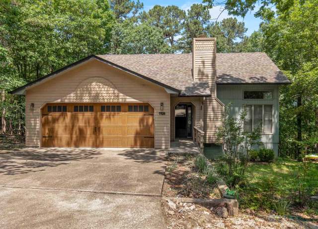 Property at 10 Balenciaga Way, Hot Springs Village, AR 71909, 2 beds, 2 baths