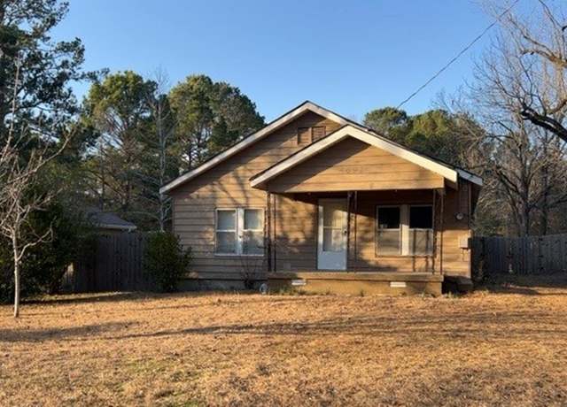 Property at 3974 Magnolia Hwy, El Dorado, AR 71730, 2 beds, 1 bath