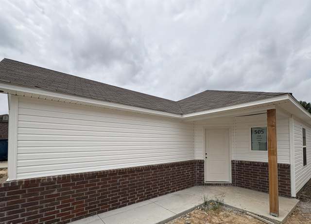 Property at 8209 Stacey Ln, North Little Rock, AR 72113, 4 beds, 2 baths