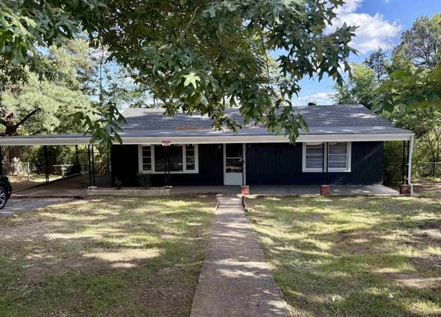 Property at 153 Pinehill Rd, Hot Springs, AR 71913, 2 beds, 1 bath