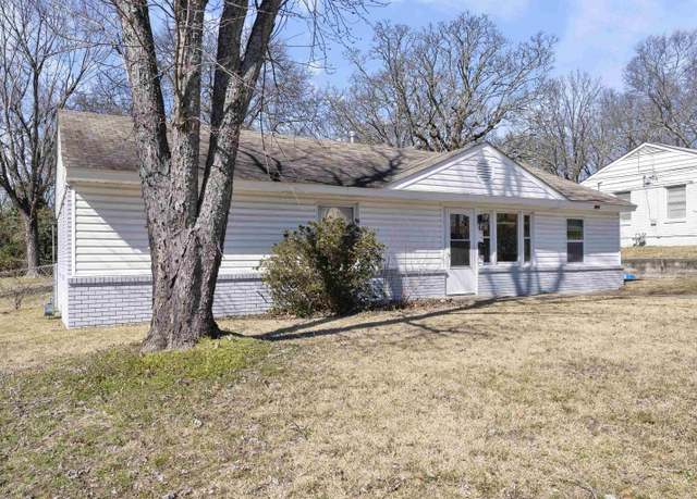 Property at 9009 Barber St, Sherwood, AR 72120, 3 beds, 2 baths