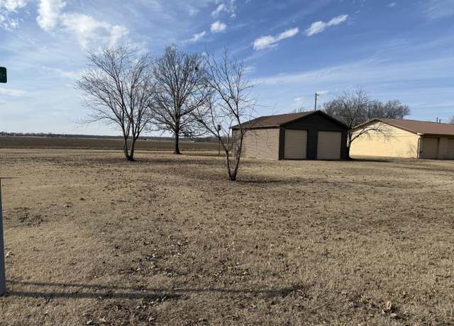 Property at 1 Cypress St, Marked Tree, AR 72365