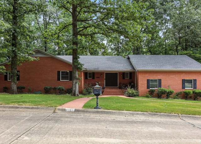 Property at 1190 Cambridge Cir, Benton, AR 72019, 3 beds, 2.5 baths