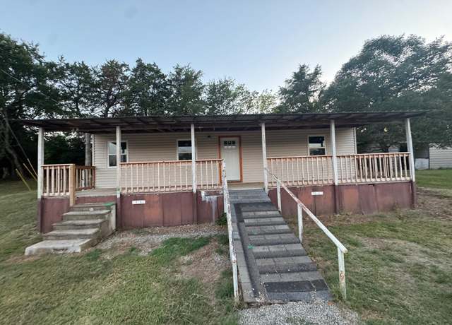 Property at 223 Pr 3387, Clarksville, AR 72830, 3 beds, 2 baths
