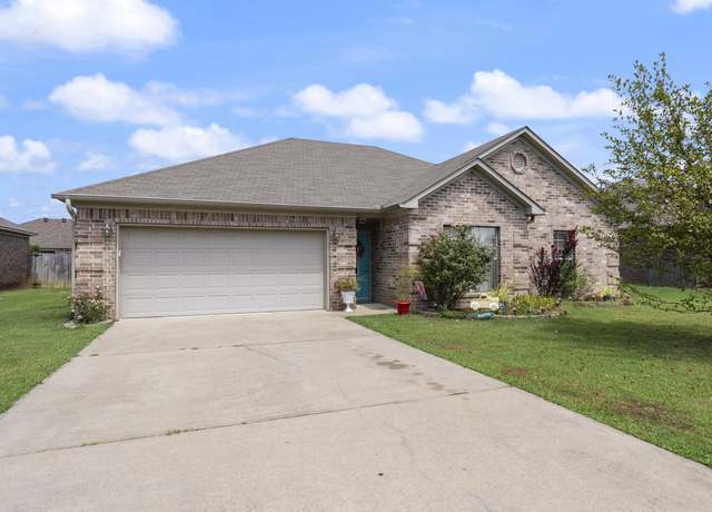 Property at 14 Ruby June, Vilonia, AR 72173, 3 beds, 2 baths