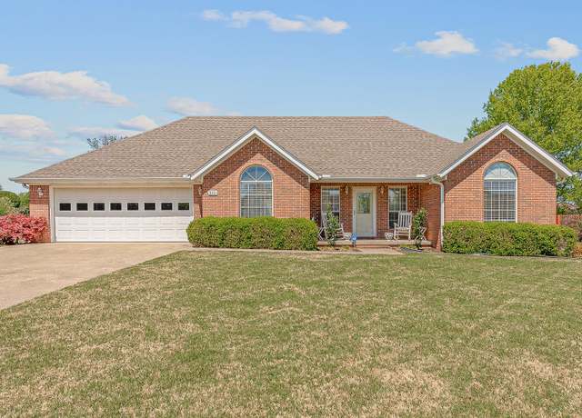 Property at 3101 Canterbury, Paragould, AR 72450, 3 beds, 2 baths