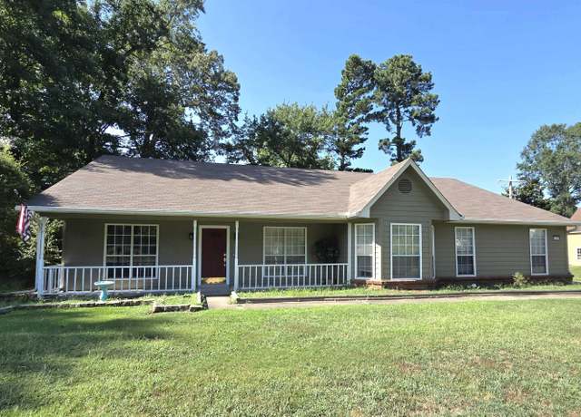 Property at 1009 S Richardson Pl, Bryant, AR 72022, 3 beds, 2 baths