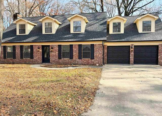 Property at 10 Woodbridge Dr, Conway, AR 72034, 4 beds, 2.5 baths