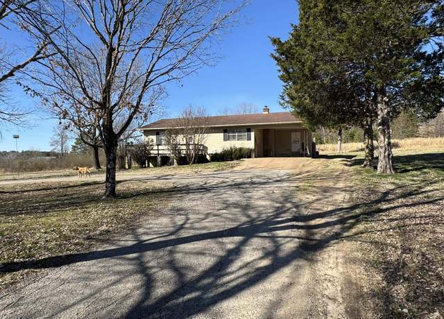 Property at 456 N Main St, Melbourne, AR 72556, 2 beds, 2 baths