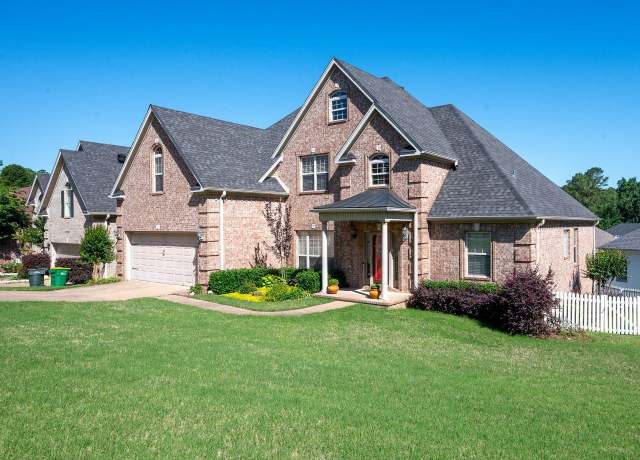 Property at 2808 Valley Park, Little Rock, AR 72212, 4 beds, 3 baths