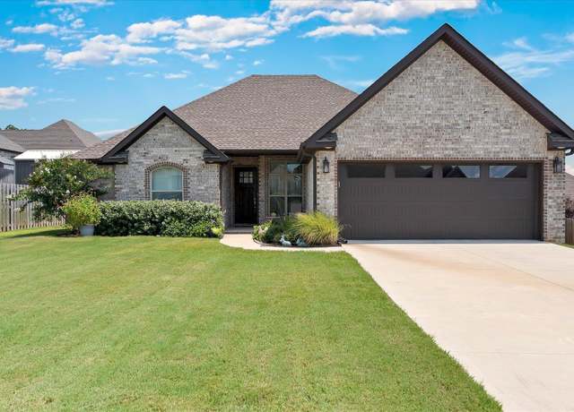 Property at 3600 Jaxon Ln, Jonesboro, AR 72404, 4 beds, 2 baths