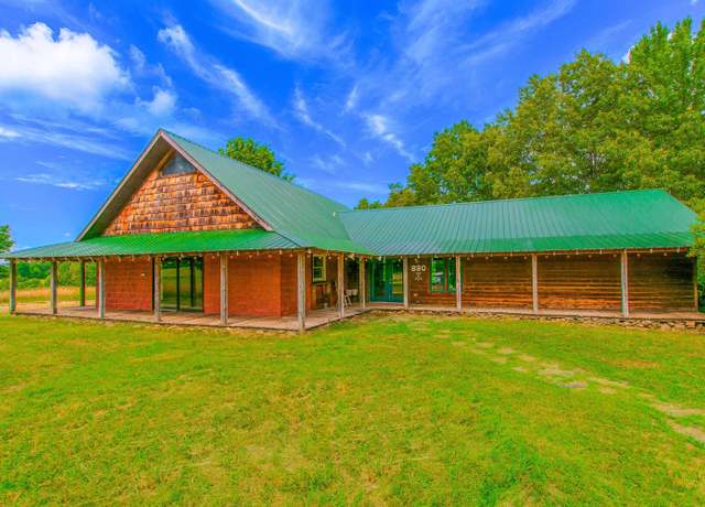 Property at 890 Yuba Rd, Heber Springs, AR 72543, 5 beds, 2 baths