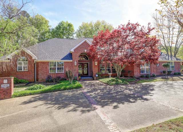 Property at 6632 Lakeridge Dr, Texarkana, TX 75503, 4 beds, 3.5 baths