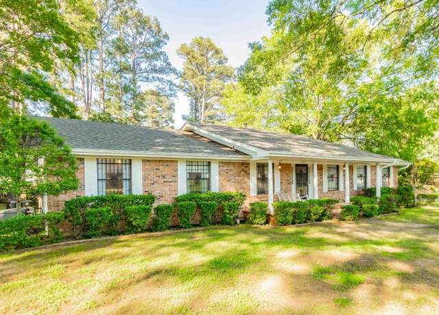 Property at 1 Foxboro Cv, Jacksonville, AR 72076, 3 beds, 2.5 baths