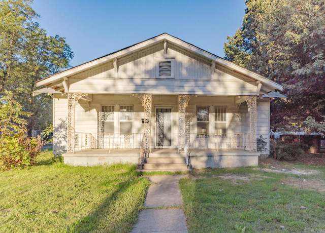 Property at 512 Anna St, Stuttgart, AR 72160, 3 beds, 1 bath