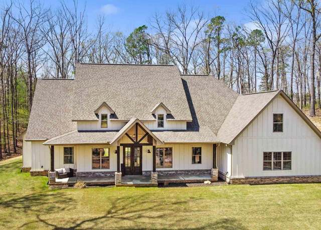 Property at 5009 Indigo Valley Rd, Benton, AR 72019, 4 beds, 3.5 baths