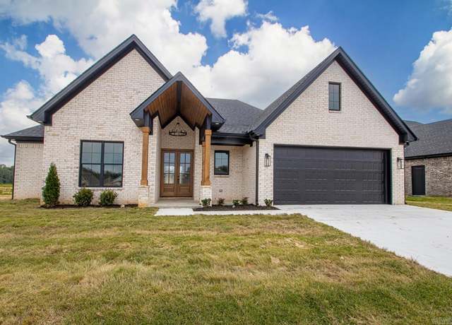 Property at 117 Corniche Ln, Maumelle, AR 72113, 4 beds, 2 baths
