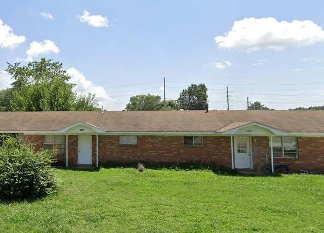 Property at 1709 Pineview, Jonesboro, AR 72405, 4 beds, 2 baths