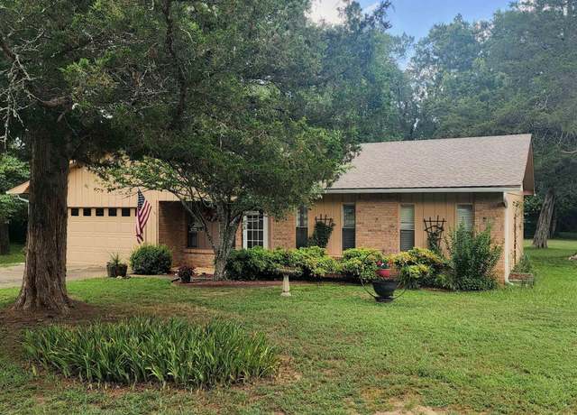 Property at 7 Primrose Ln, Greenbrier, AR 72058, 3 beds, 2 baths