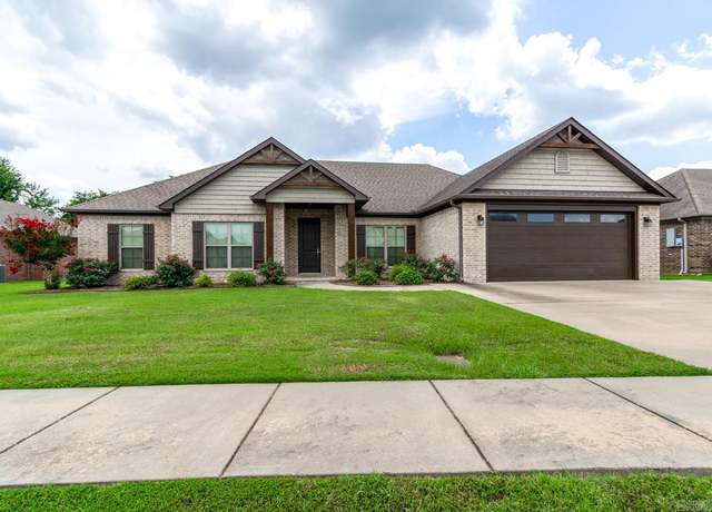 Property at 1720 Josh Dr, Conway, AR 72034, 4 beds, 2 baths
