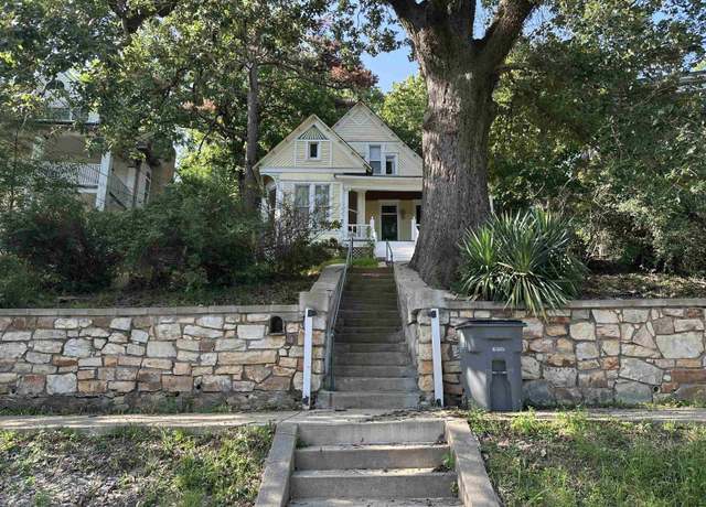 Property at 554 Prospect Ave, Hot Springs, AR 71901, 2 beds, 2 baths