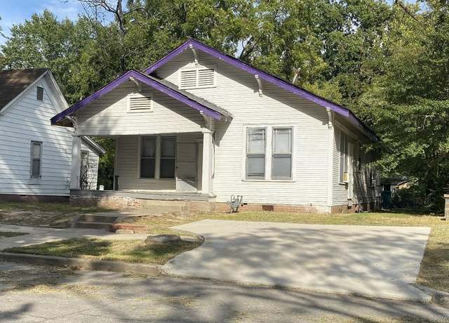 Property at 719 S Plum, Pine Bluff, AR 71601, 3 beds, 1 bath