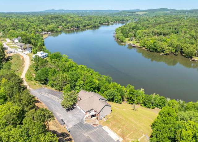 Property at 102 Waterfront Dr Unit 2C, Hot Springs, AR 71913, 3 beds, 2 baths