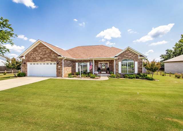 Property at 35 Applewood Dr, Cabot, AR 72023, 3 beds, 2 baths