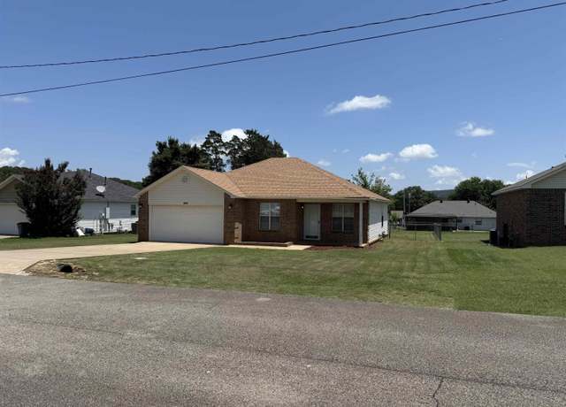 Property at 609 Scenic Vly, Heber Springs, AR 72543, 3 beds, 2 baths