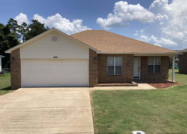 Property at 609 Scenic Vly, Heber Springs, AR 72543, 3 beds, 2 baths