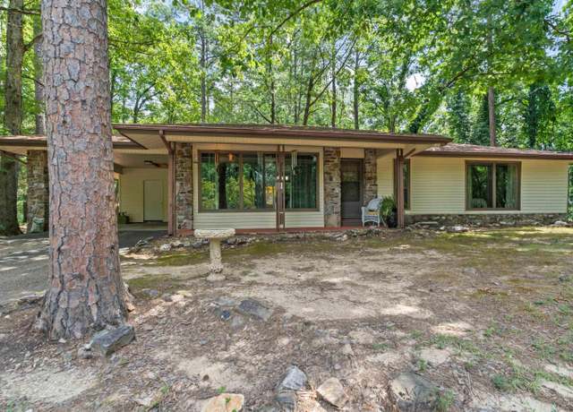 Property at 1 Herencia Cir, Hot Springs Village, AR 71909, 2 beds, 2 baths
