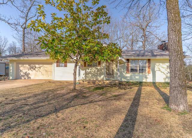 Property at 1 Conasauga Trl, Cherokee Village, AR 72529, 3 beds, 1.5 baths