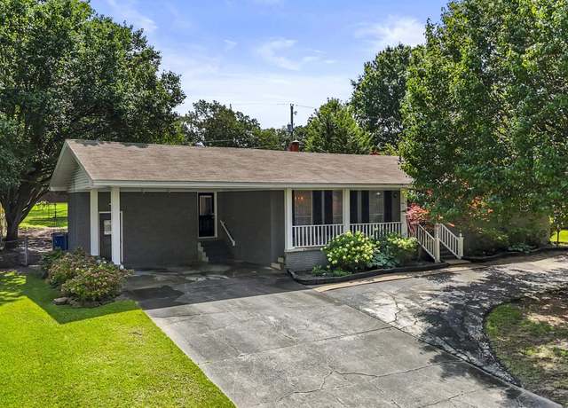 Property at 3808 Pope Ave, North Little Rock, AR 72116, 4 beds, 3 baths