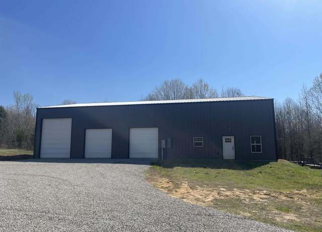 Property at 105 Deer Hl, Searcy, AR 72143, 2 beds, 2.5 baths