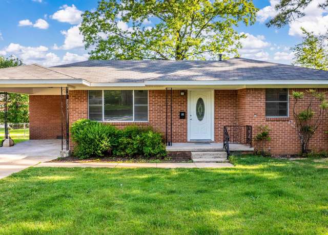 Property at 12 Lillie St, Cabot, AR 72023, 3 beds, 2 baths