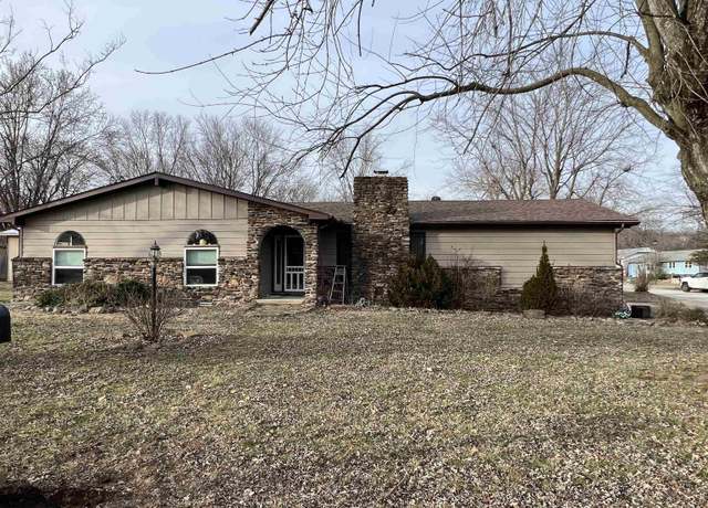 Property at 903 Hester Dr, Harrison, AR 72601, 3 beds, 2 baths