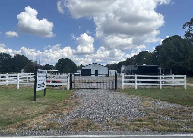 Property at 4102 Northshore, Benton, AR 72015, 1 bed, 1 bath