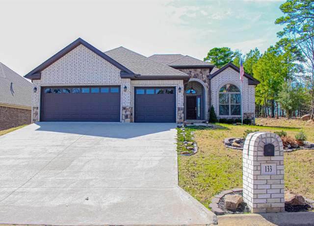 Property at 133 Majestic Cir, Maumelle, AR 72113, 4 beds, 2 baths