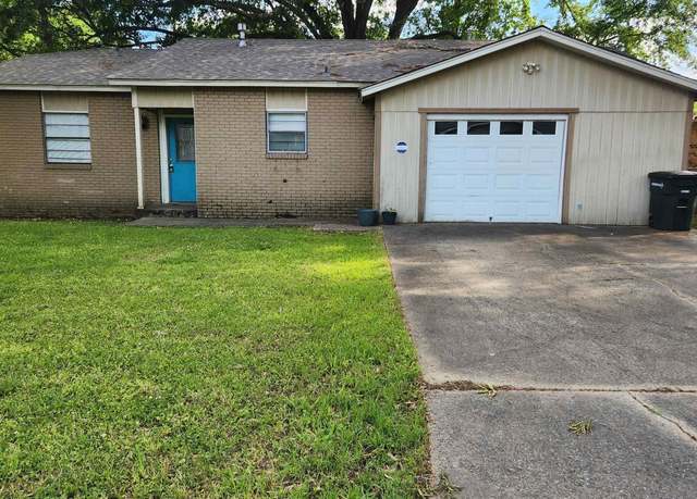 Property at 134 Wildflower Dr, Sherwood, AR 72120, 3 beds, 2 baths