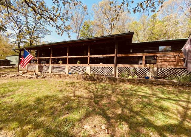 Property at 905 River Rd, Hardy, AR 72542, 3 beds, 3 baths
