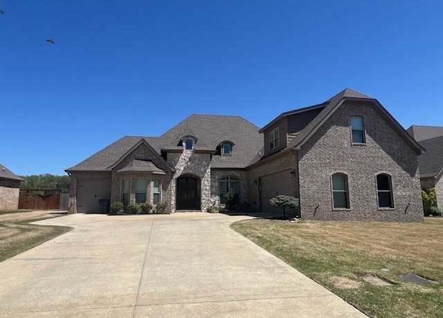 Property at 3524 Lake Pointe, Jonesboro, AR 72404, 4 beds, 3.5 baths
