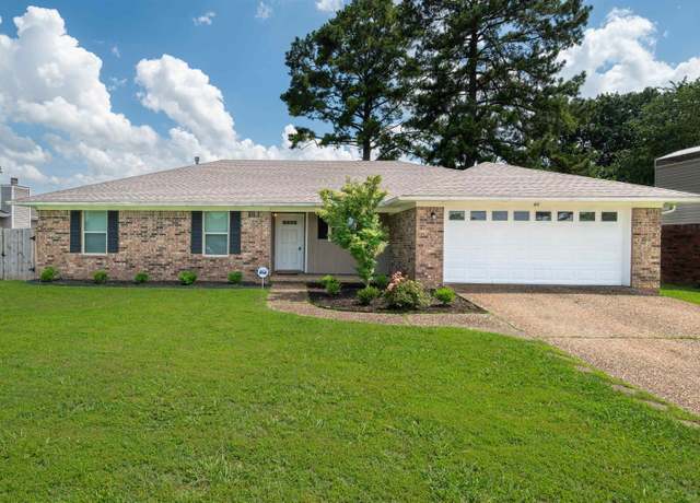 Property at 617 E Martin St, Jacksonville, AR 72076, 3 beds, 2 baths