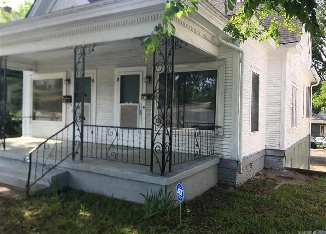 Property at 3705 W 12th St, Little Rock, AR 72204, 2 beds, 2 baths