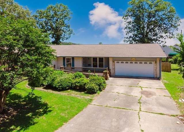 Property at 201 Pryor St, Little Rock, AR 72205, 3 beds, 2 baths