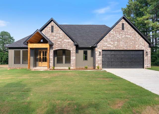 Property at 15 Cardin Cv, Greenbrier, AR 72058, 4 beds, 2 baths