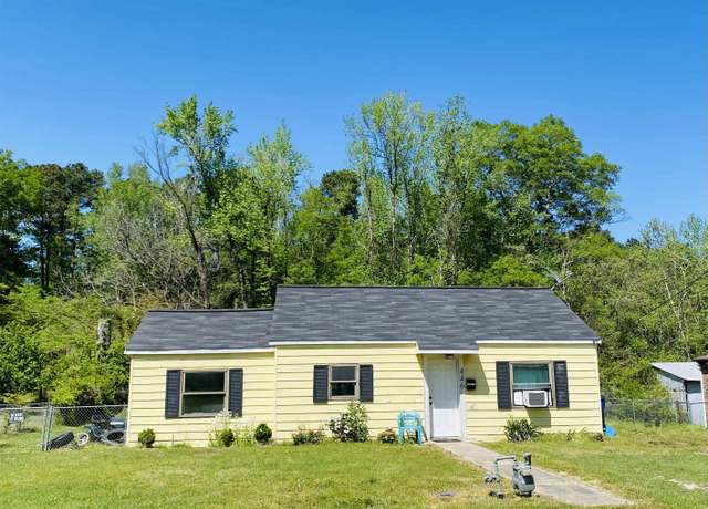 Property at 446 Hennessey St, Camden, AR 71701, 3 beds, 1 bath